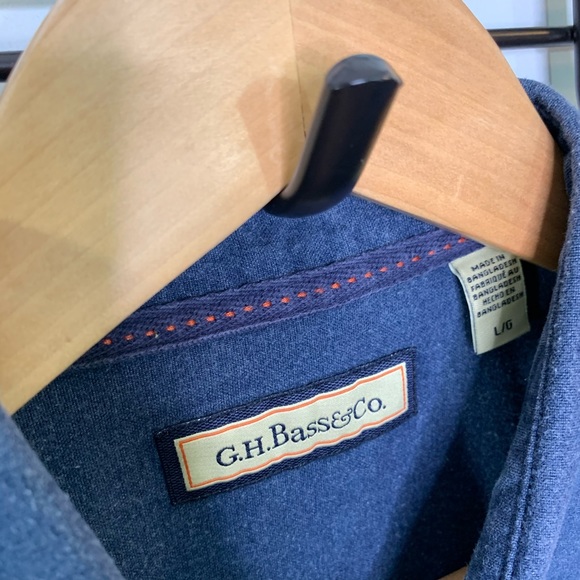 G.H.Bass&Co. L Blue Button Down Shirt - Picture 3 of 7